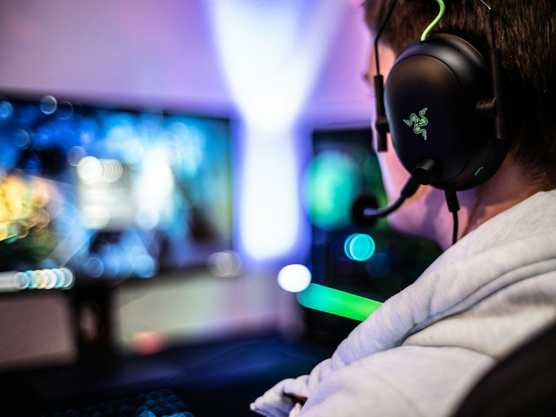 Deep-dive reviews